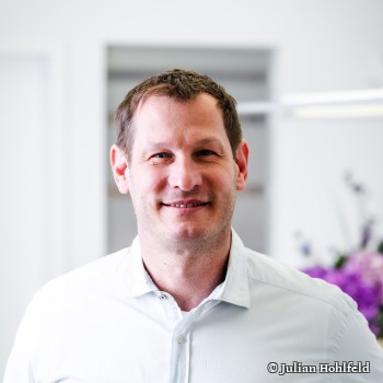 Portrait von Dr. Christoph Racek